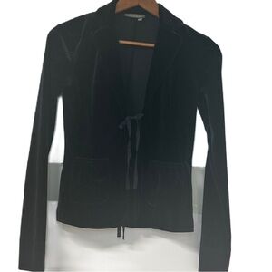 Tristan & Iseut black velour long sleeve front tie blouse Size xs